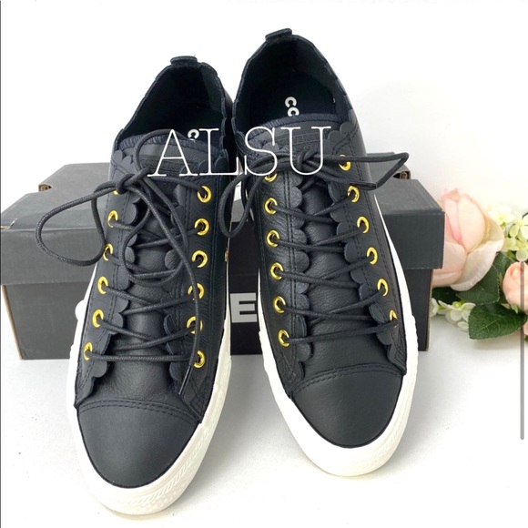 Converse Chuck Taylor Leather Low Top Black GoldW - Picture 4 of 8